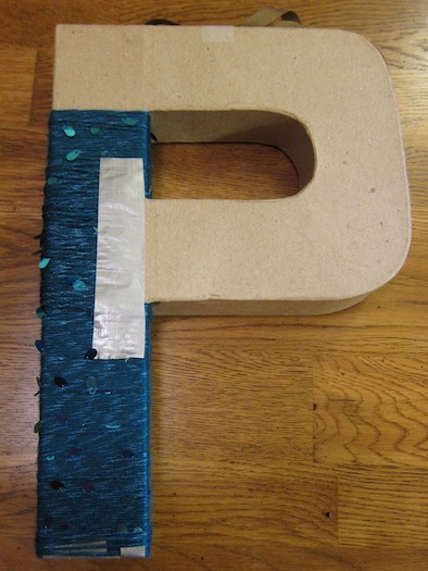 cardboard_letter_P_wreath8