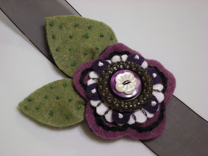 felt_flower_pins1