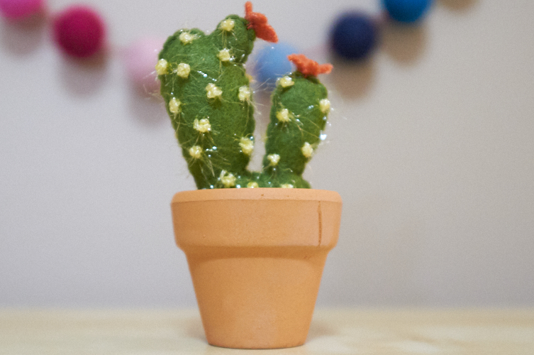 mini felt cactus